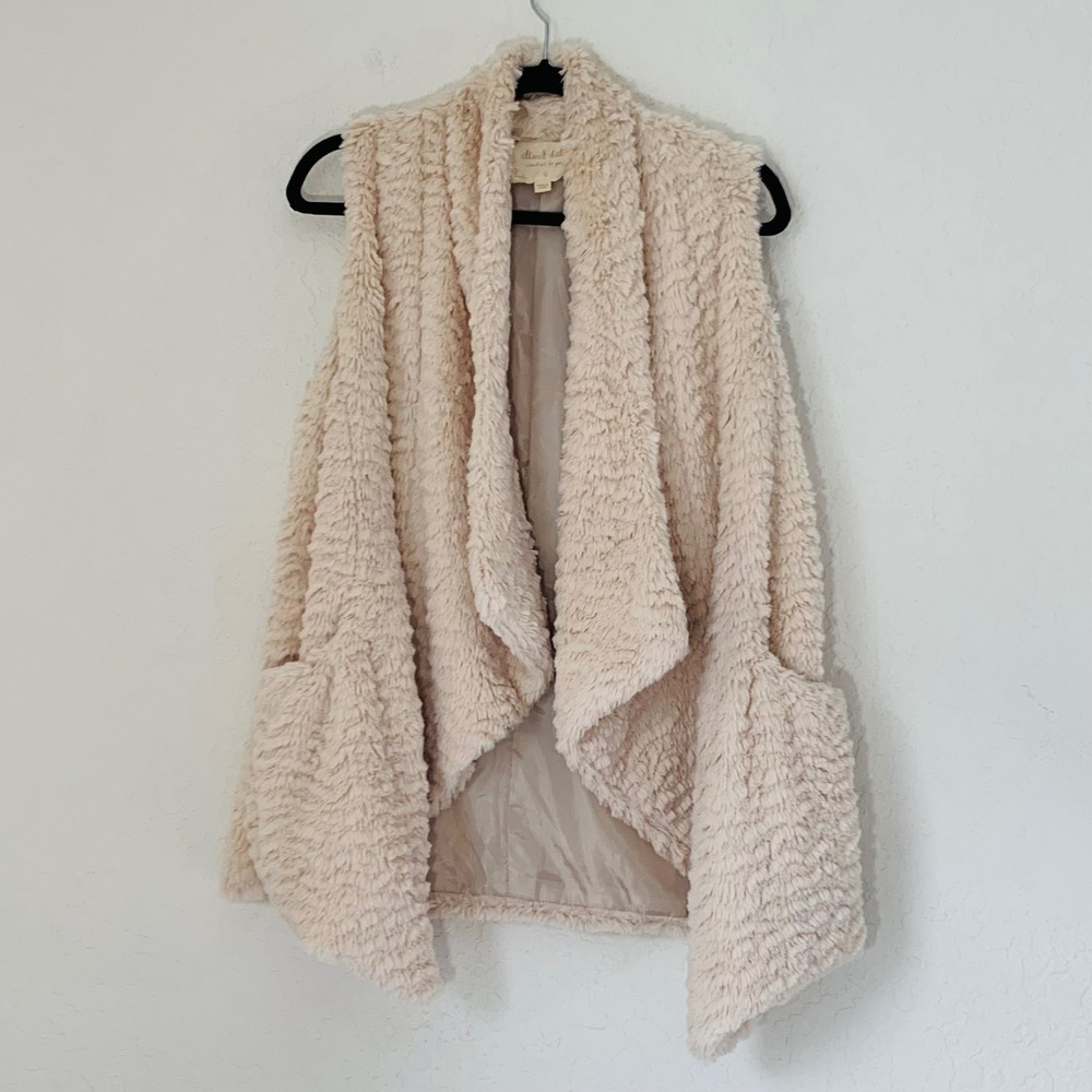Altard State Vest Cardigan Women S Cream Fuzzy Faux Fur Open Front Boho Coquette